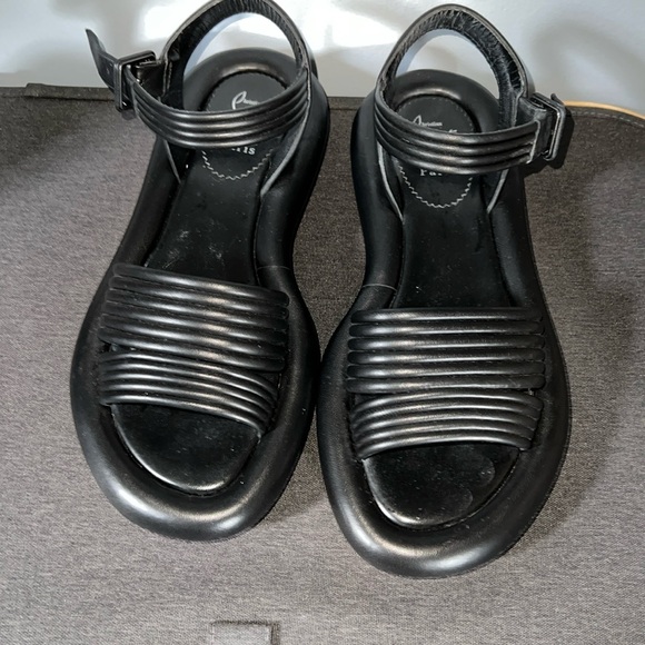 Authentic Christian Louboutin Black Sandals - Picture 2 of 6